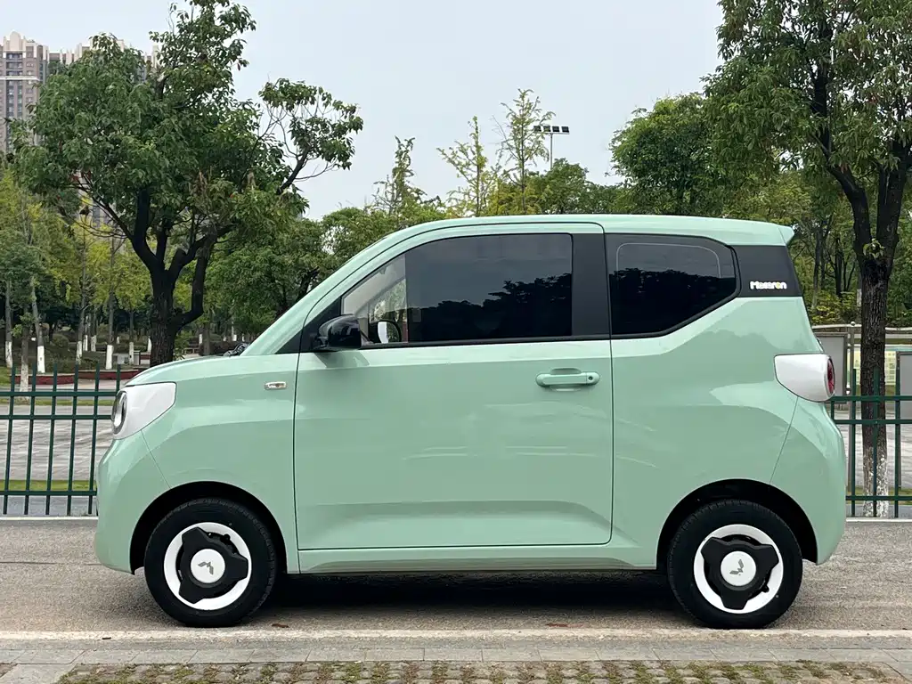 Wuling MINIEV — фото 5