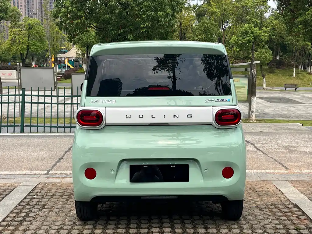 Wuling MINIEV — фото 8