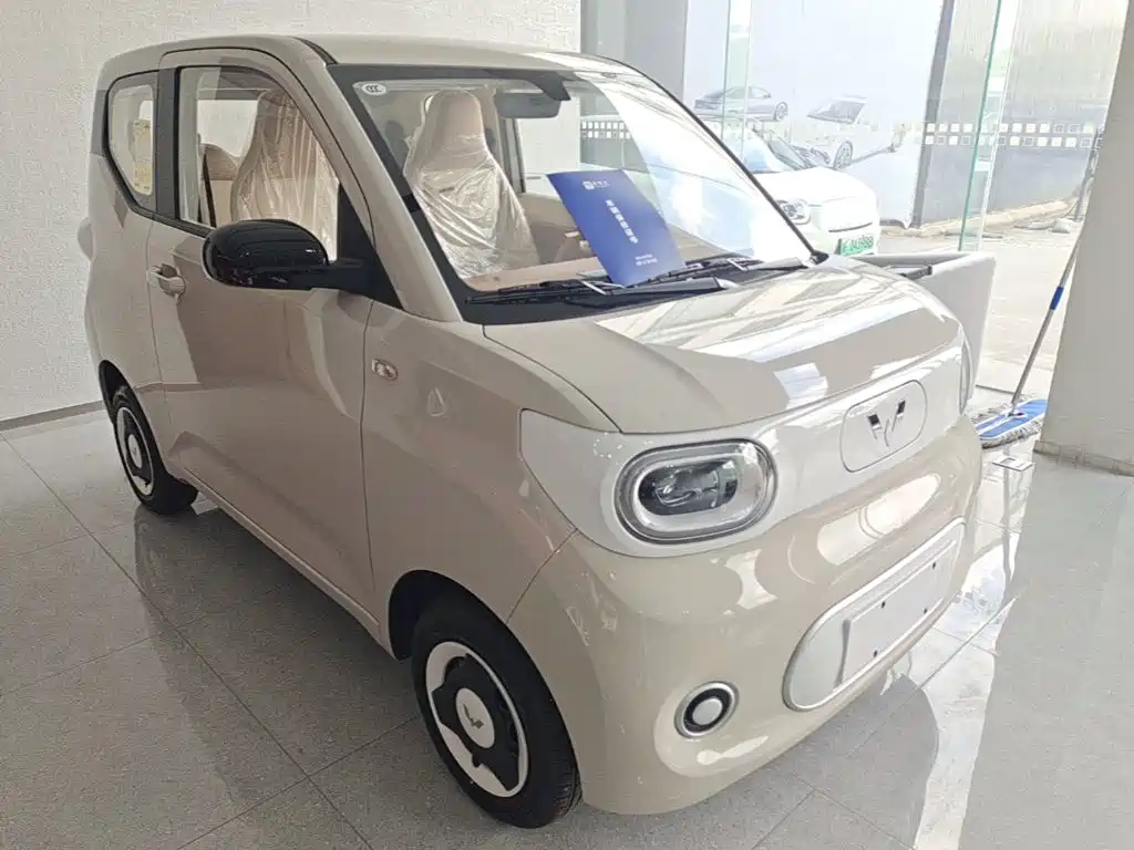 Wuling MINIEV — фото 4