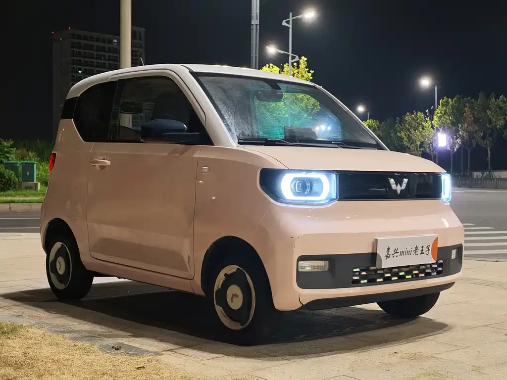 Wuling MINIEV — фото 8