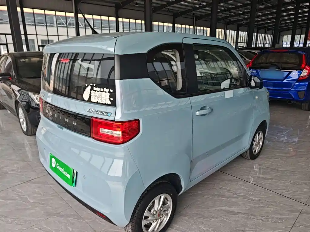 Wuling MINIEV — фото 7