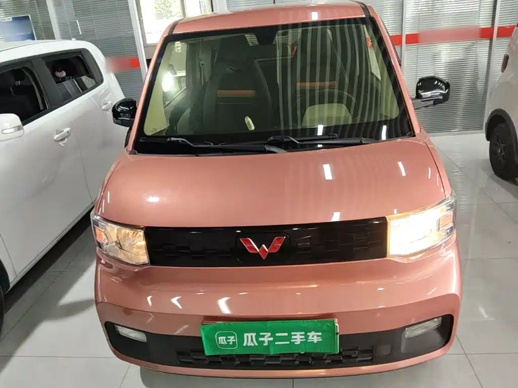 Wuling MINIEV — фото 3