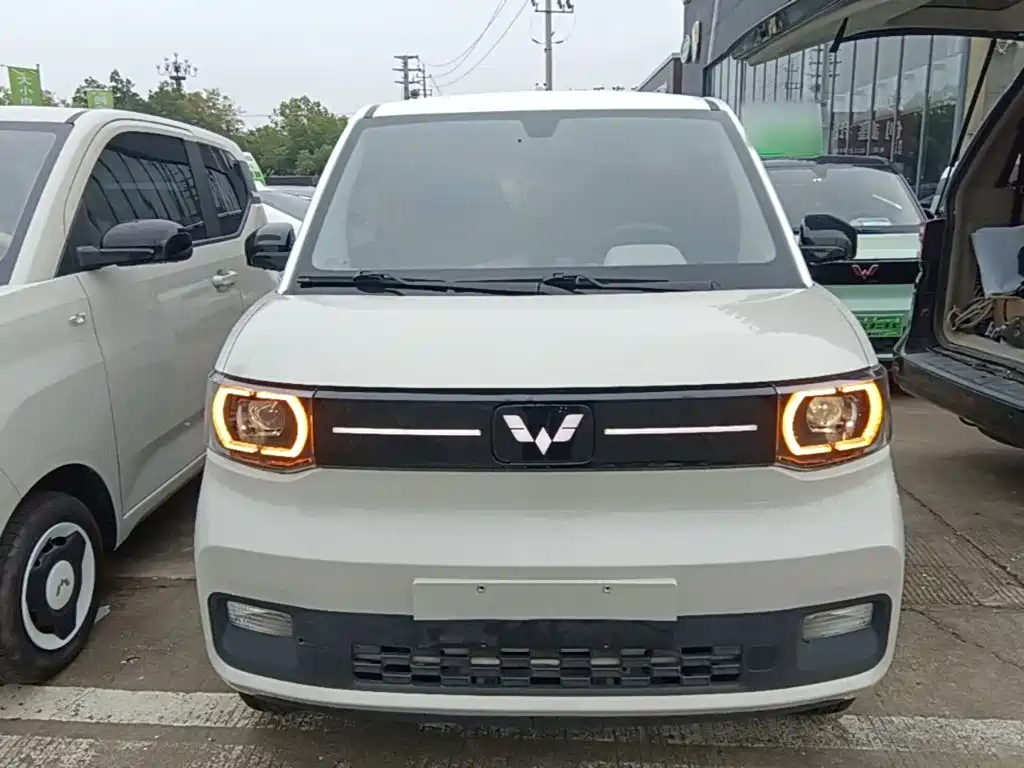 Wuling MINIEV — фото 3