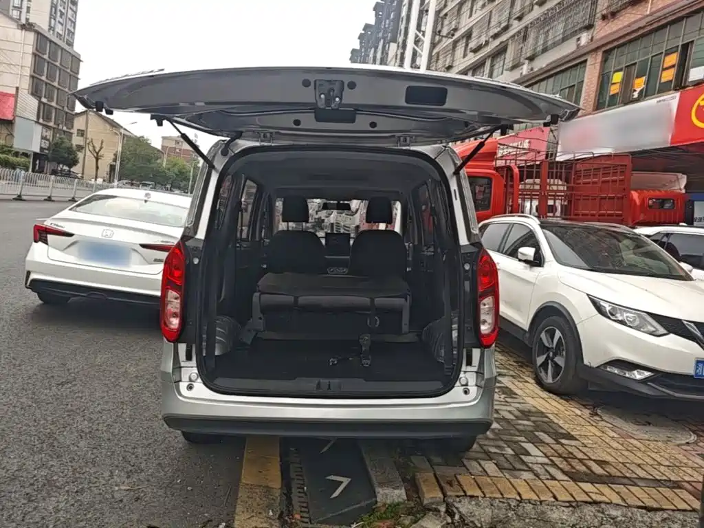 Wuling Hongguang EV — фото 19