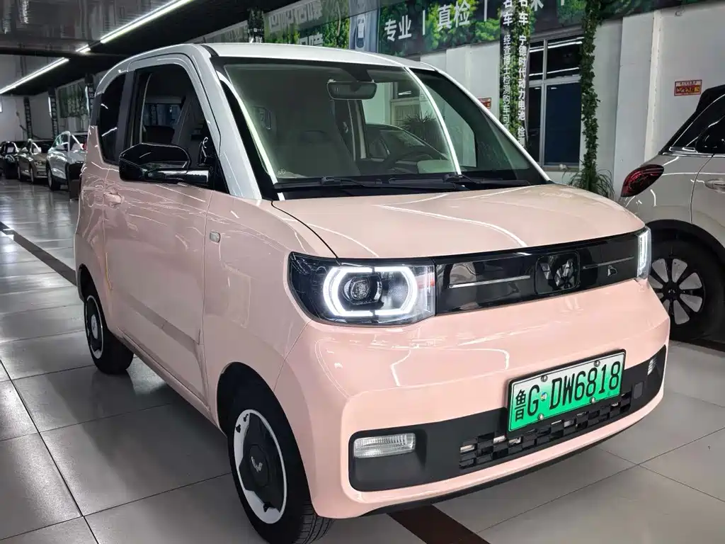 Wuling MINIEV — фото 3