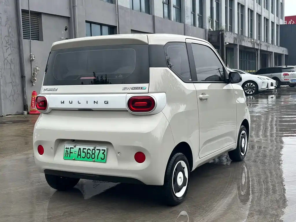 Wuling MINIEV — фото 5