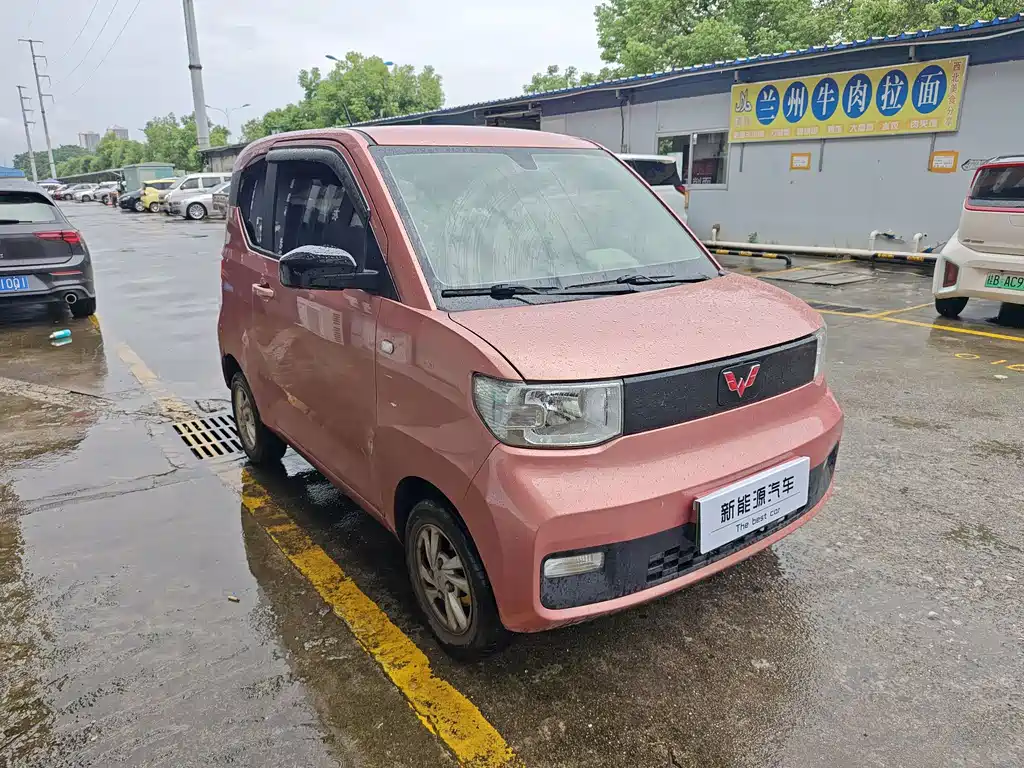 Wuling MINIEV — фото 3