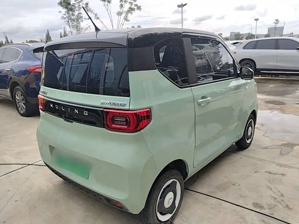 Wuling MINIEV — фото 7