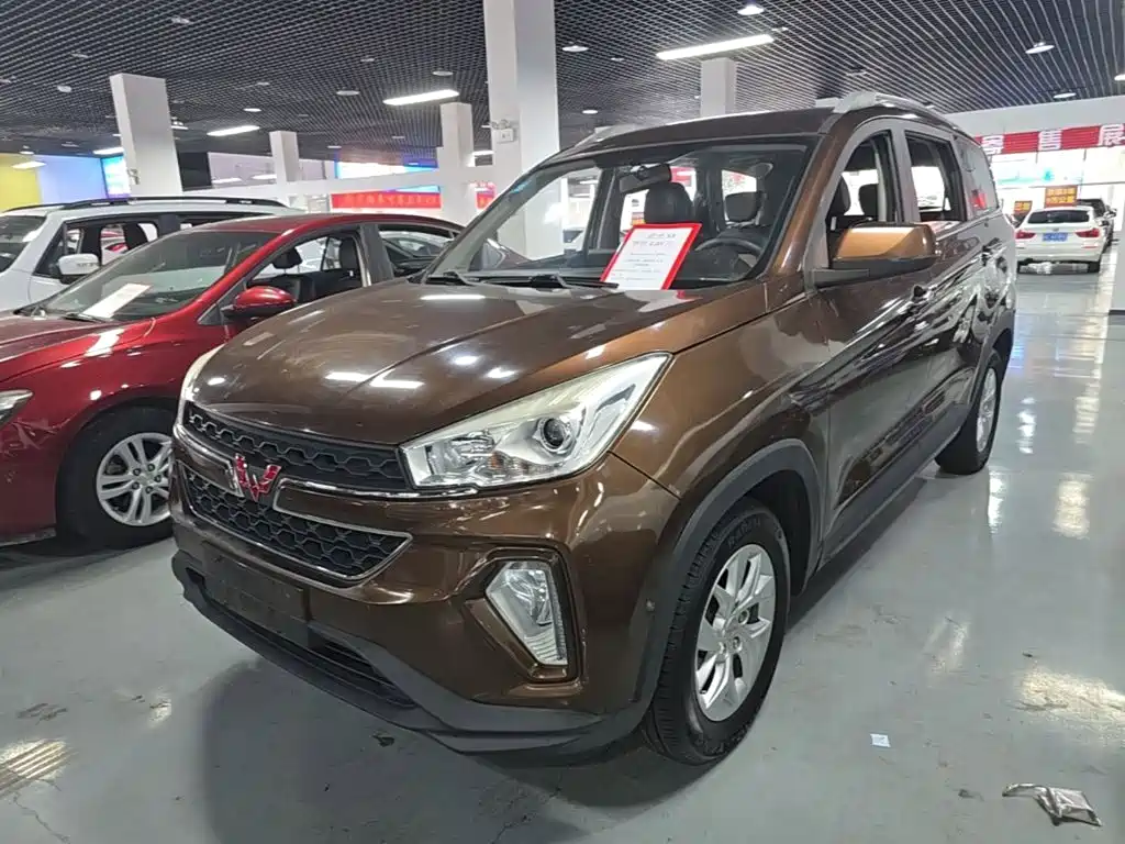 Wuling Hongguang S3 — фото 2