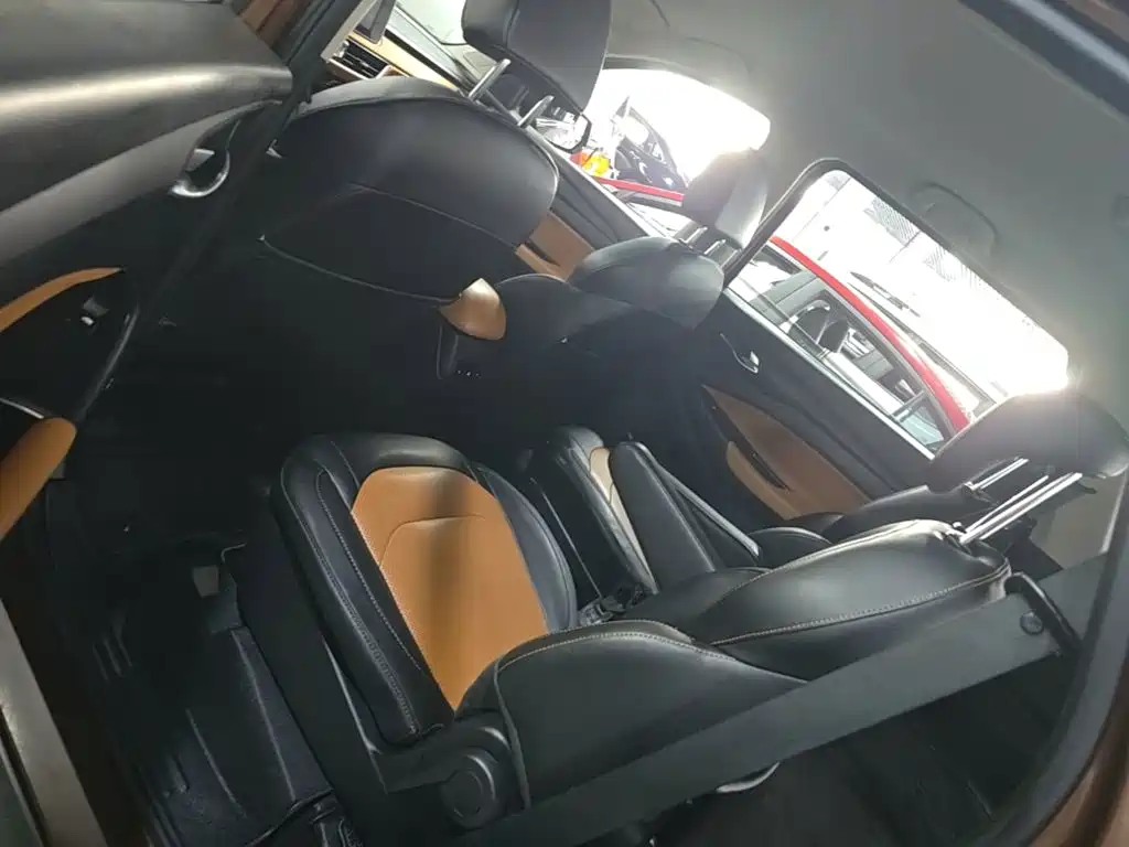 Wuling Hongguang S3 — фото 17