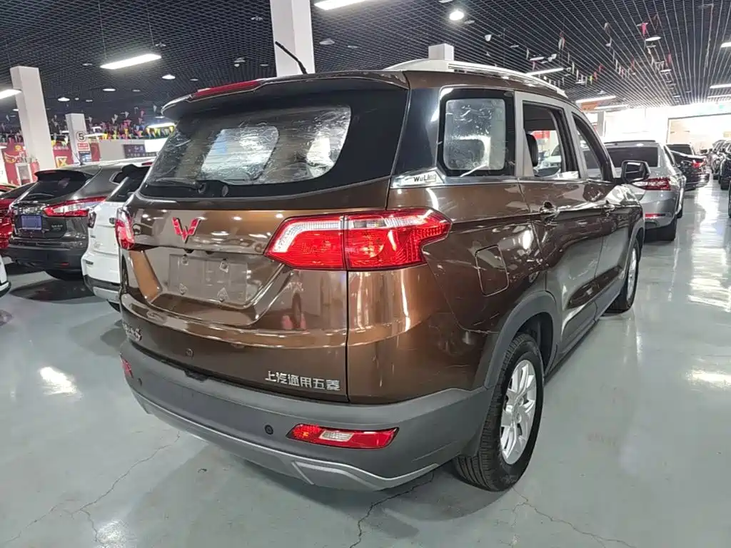 Wuling Hongguang S3 — фото 7