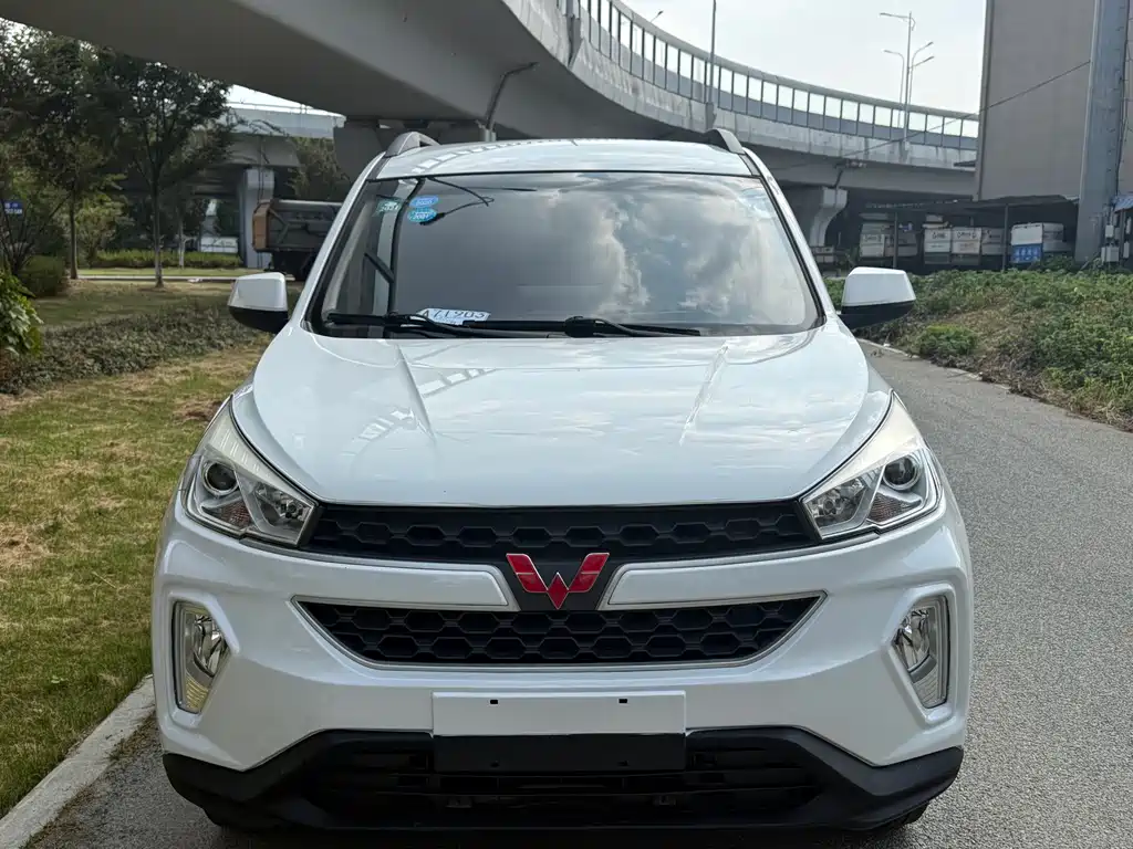 Wuling Hongguang S3 — фото 2