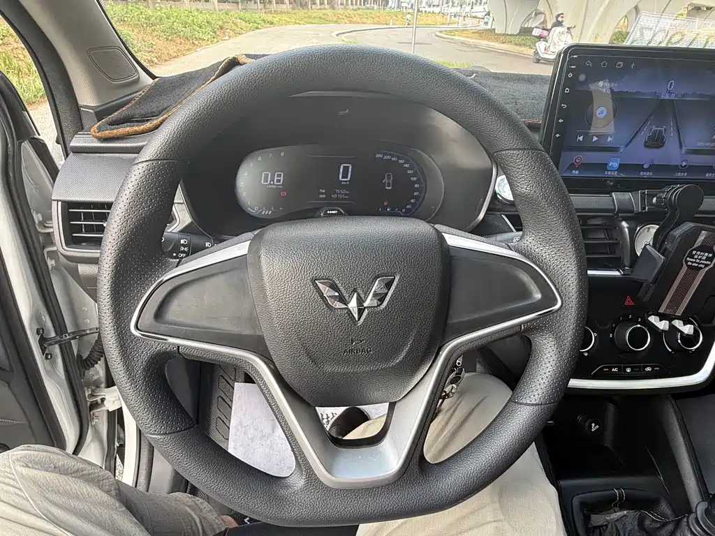 Wuling Hongguang S3 — фото 11