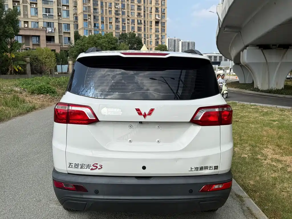Wuling Hongguang S3 — фото 6