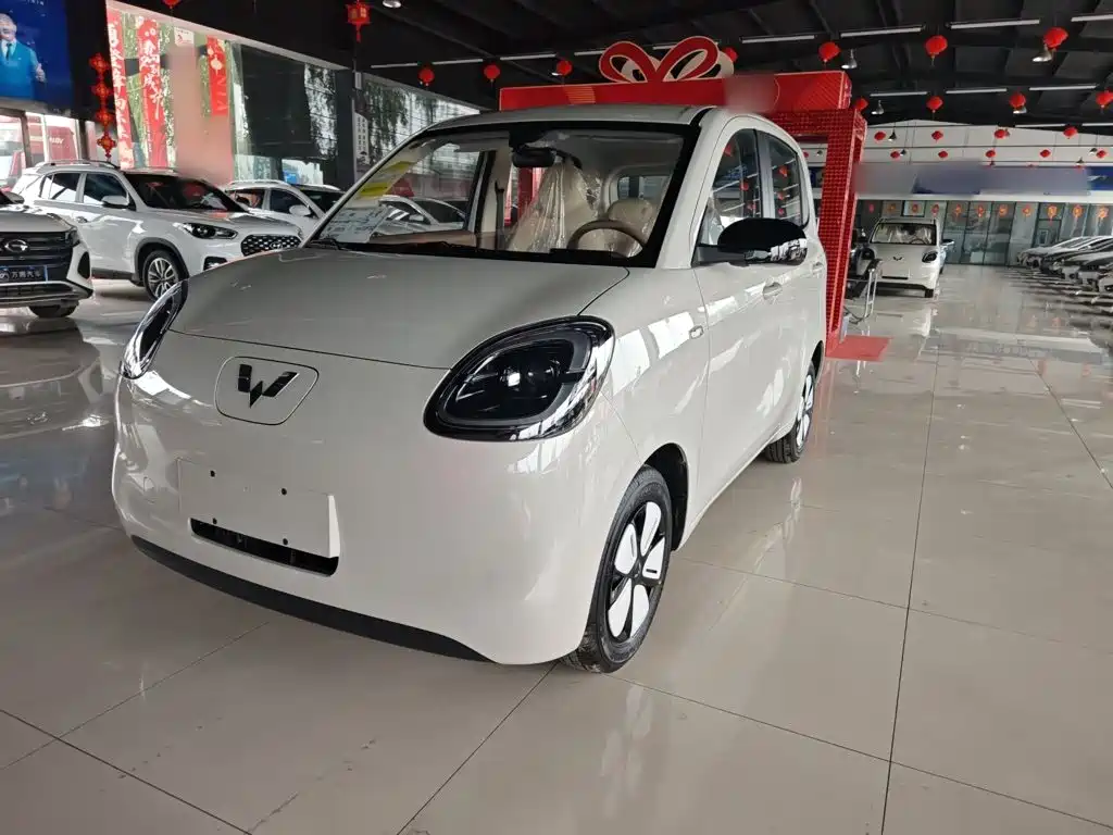 Wuling MINIEV — фото 2