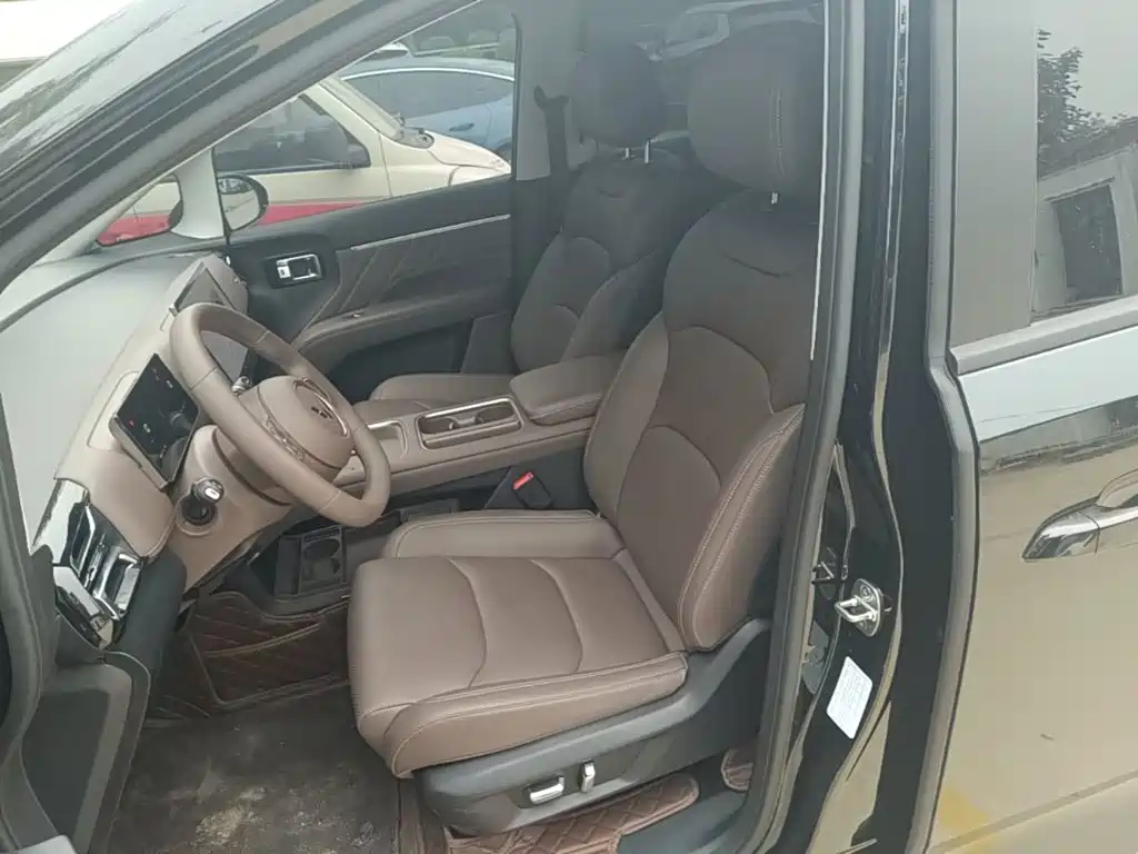 Wuling Xingguang 730 New Energy — фото 15