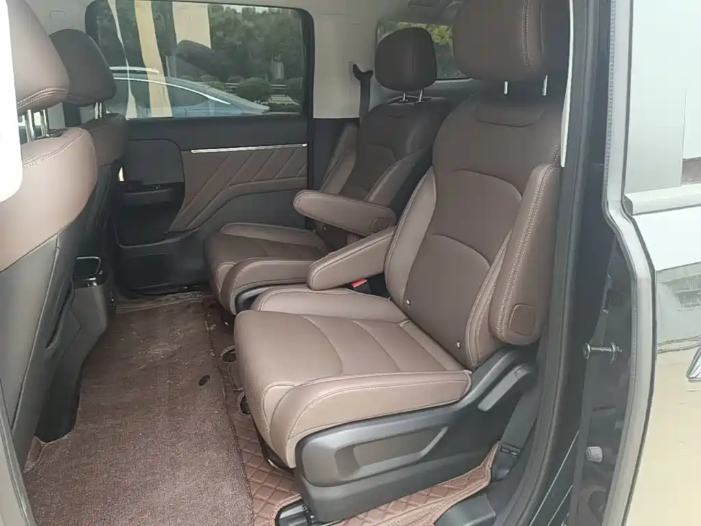 Wuling Xingguang 730 New Energy — фото 17