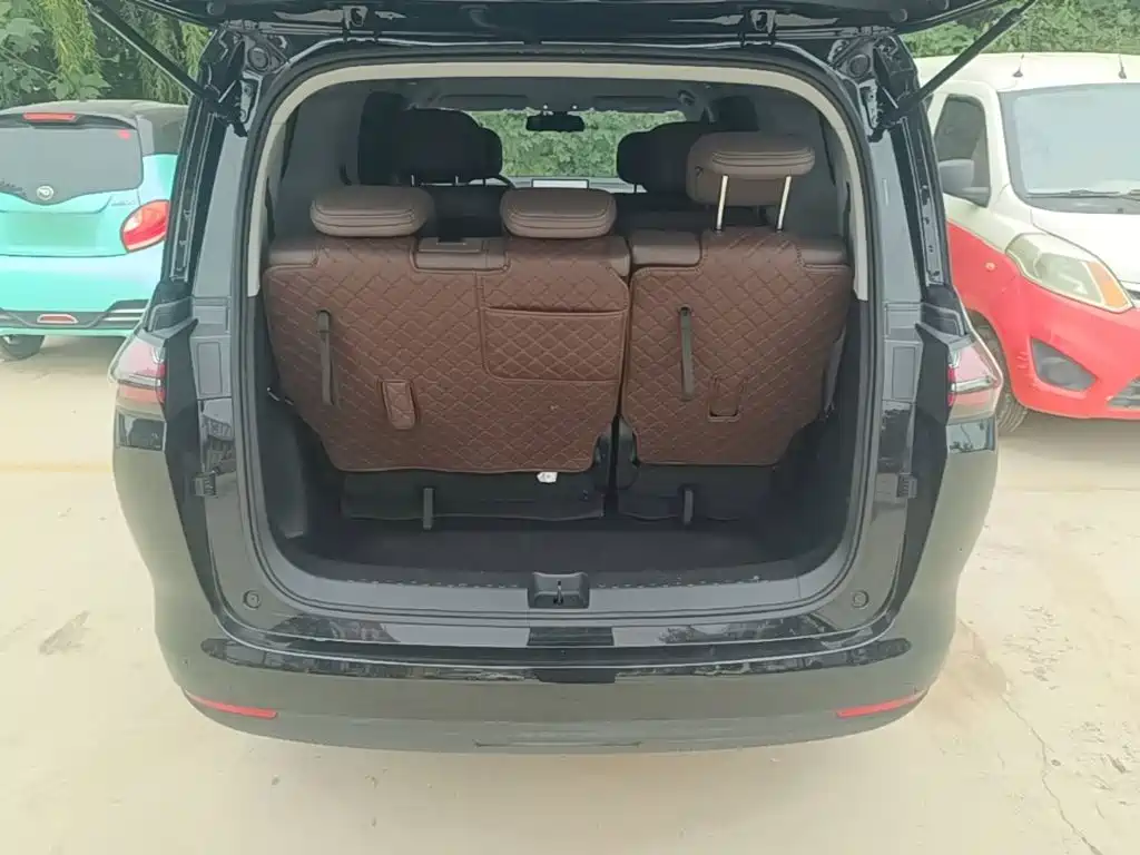 Wuling Xingguang 730 New Energy — фото 19