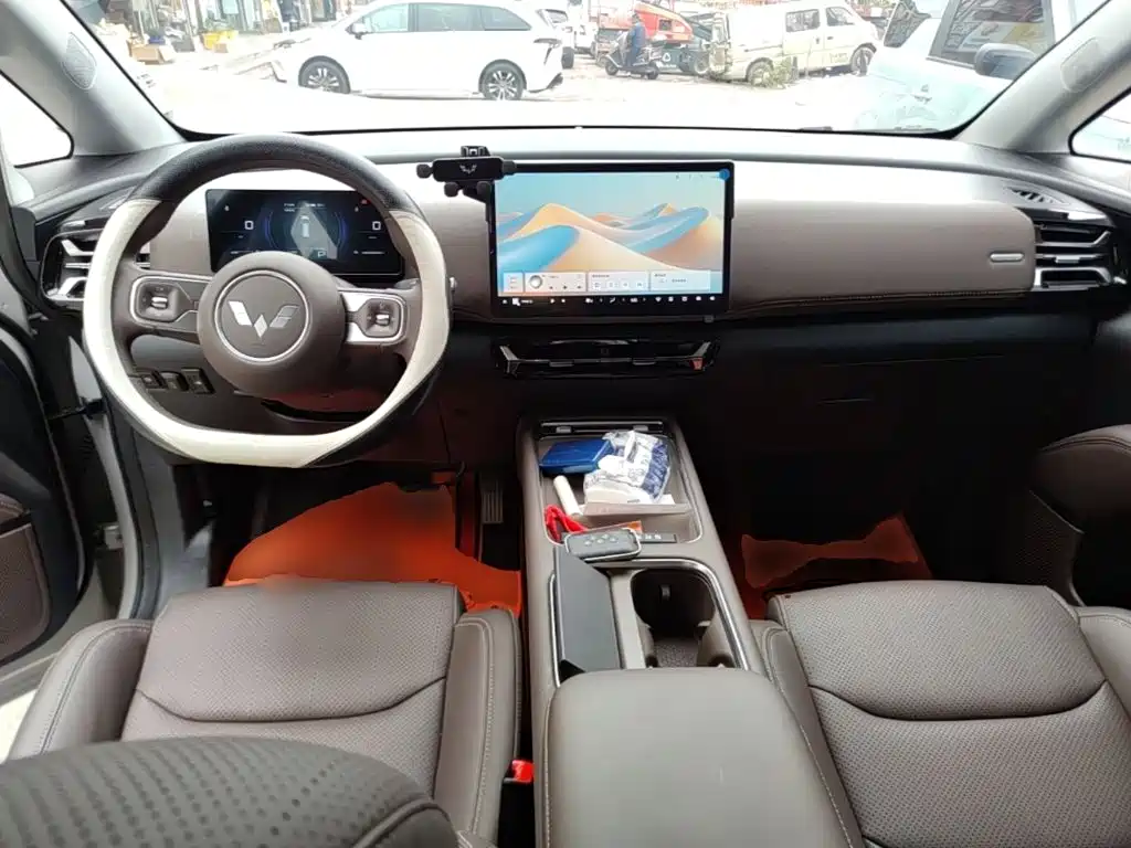 Wuling Xingguang 730 New Energy — фото 10
