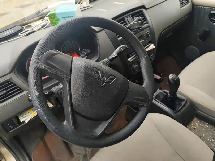 Wuling Rongguang S — фото 15