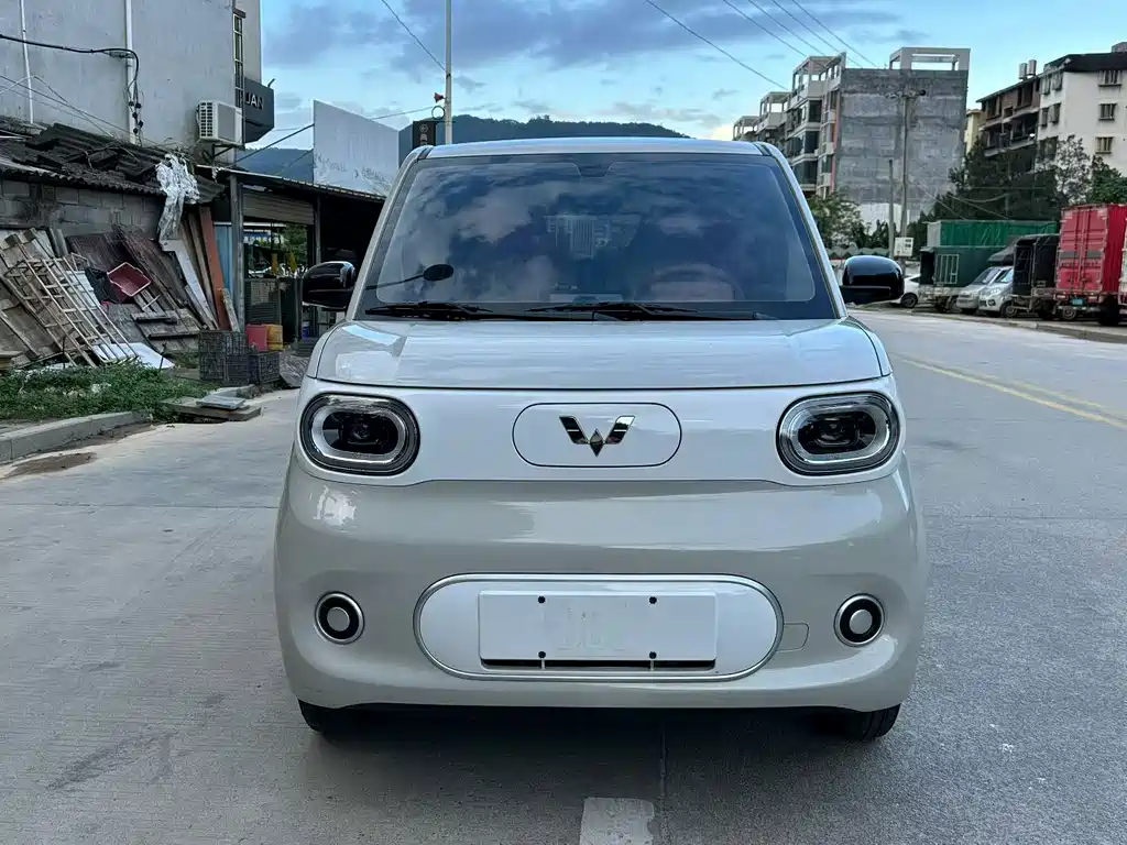 Wuling MINIEV — фото 2