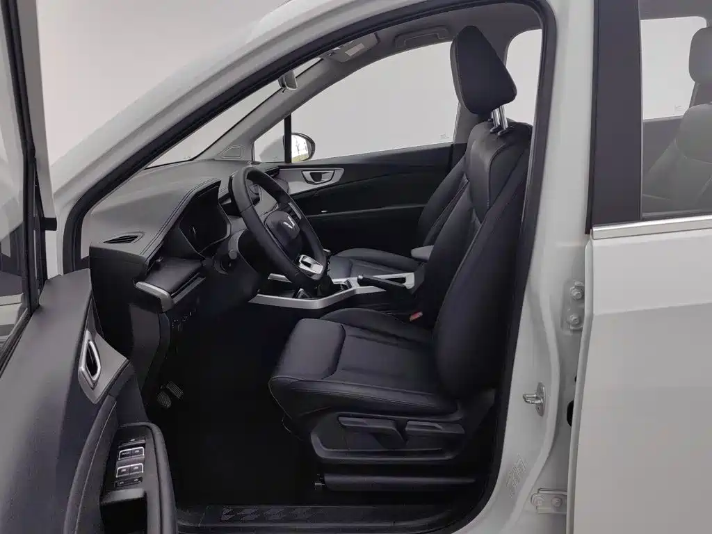 Wuling Jiachen — фото 10