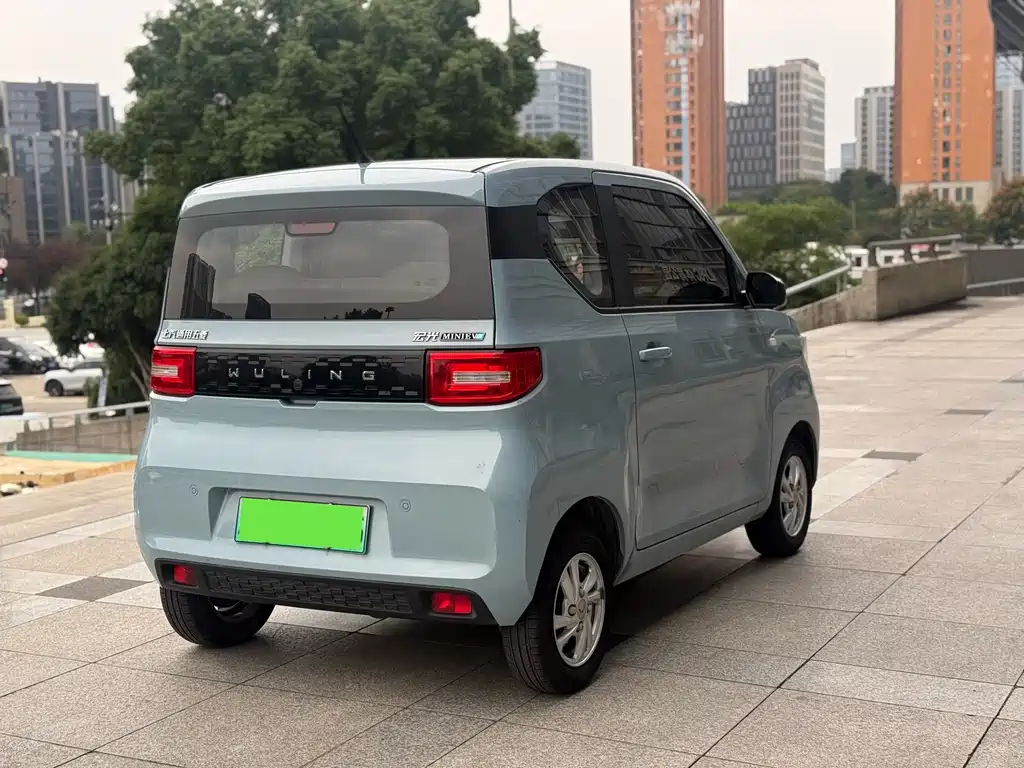 Wuling MINIEV — фото 9