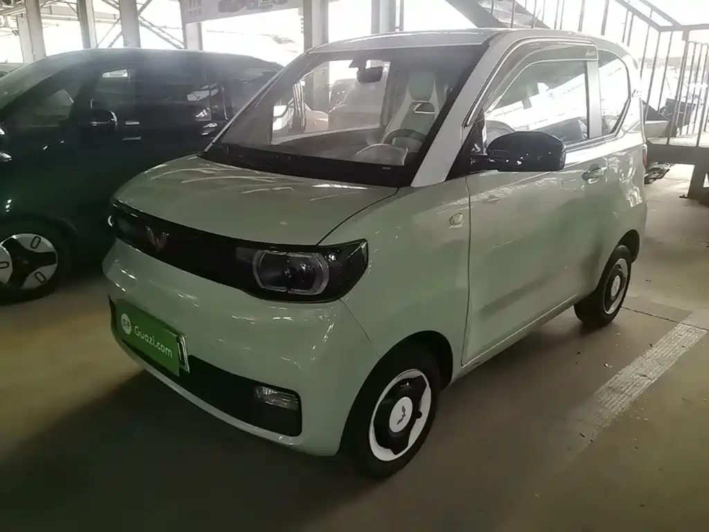Wuling MINIEV — фото 2