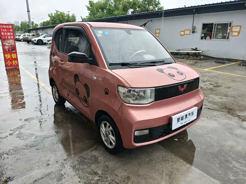 Wuling MINIEV — фото 3