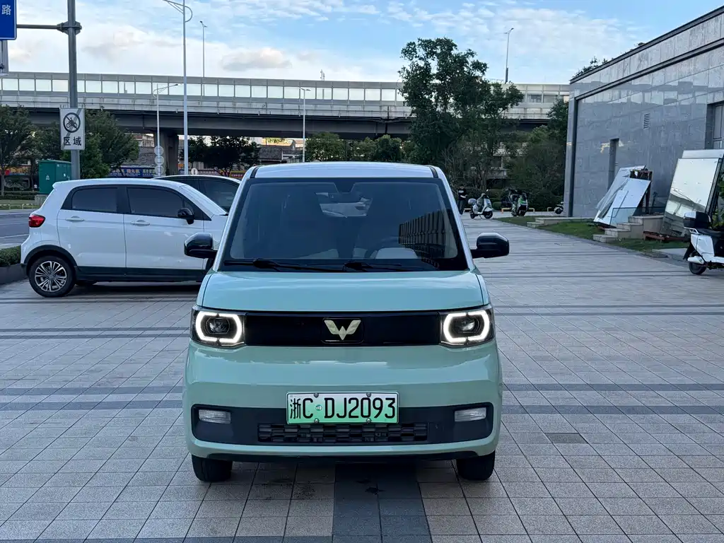 Wuling MINIEV — фото 2