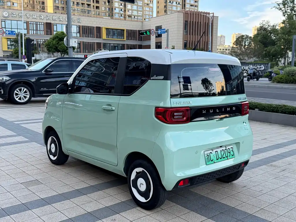 Wuling MINIEV — фото 10