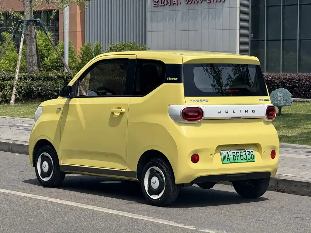 Wuling MINIEV — фото 6