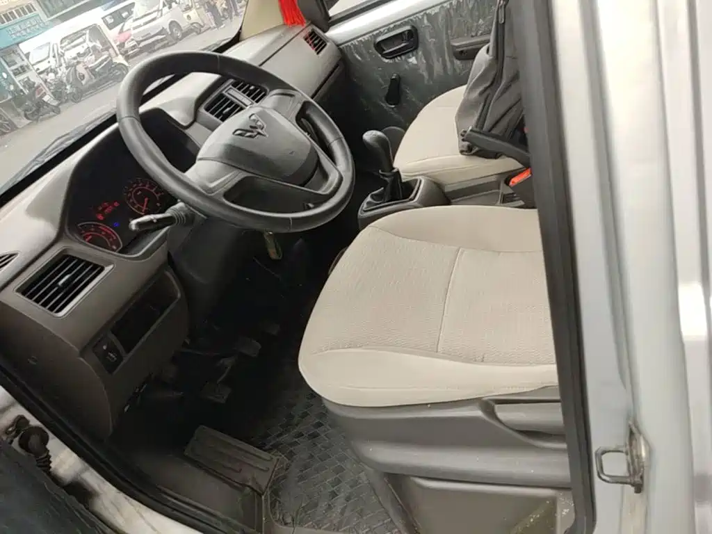 Wuling Rongguang S — фото 15