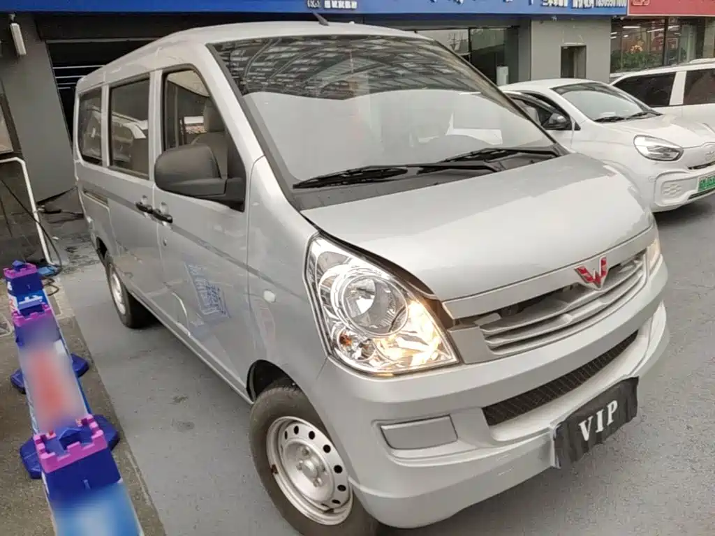 Wuling Rongguang S — фото 4