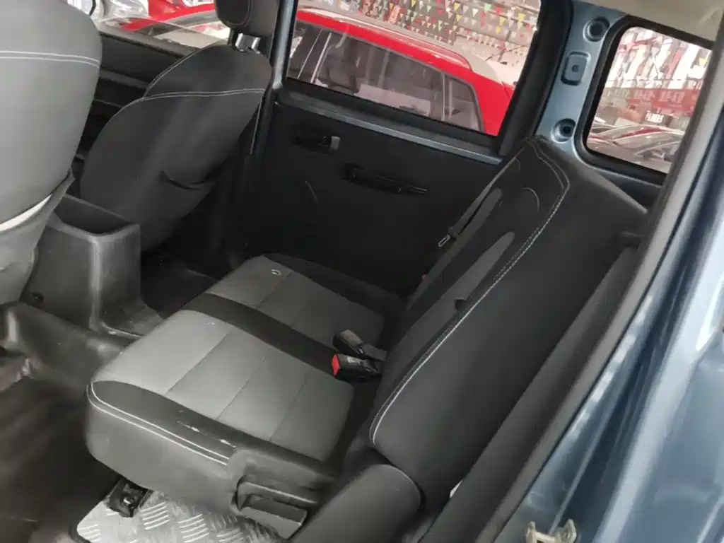 Wuling Hongguang PLUS — фото 17