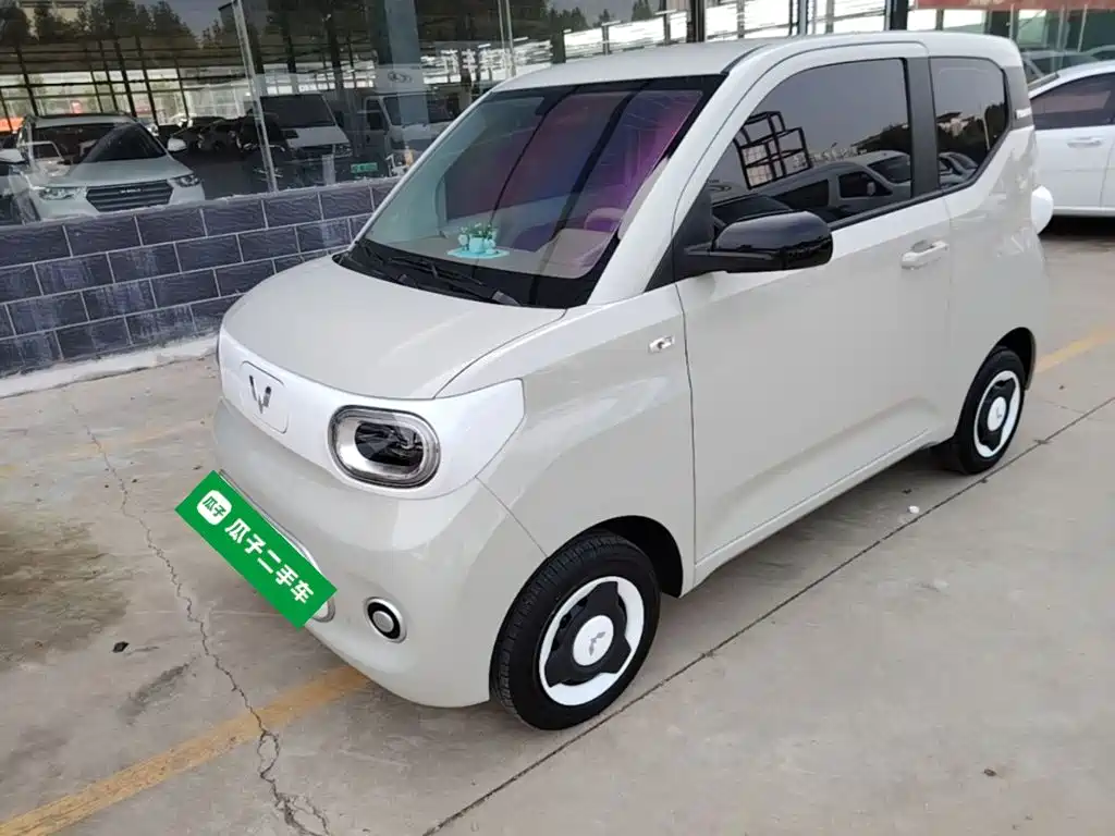 Wuling MINIEV
