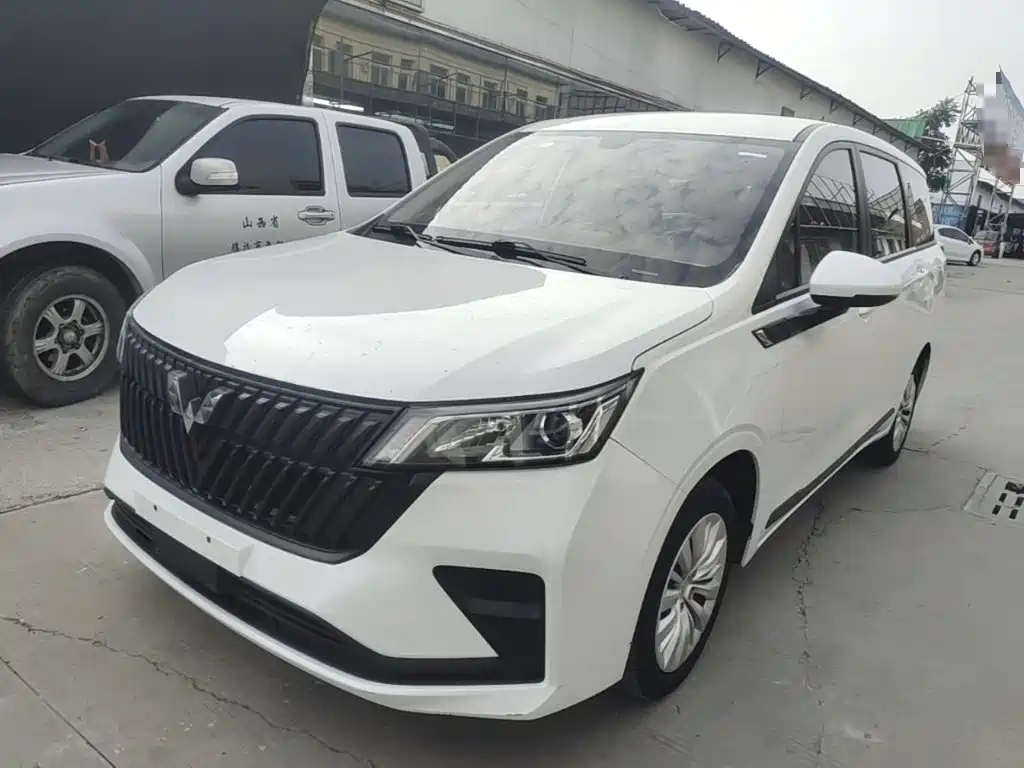 Wuling Jiachen — фото 2