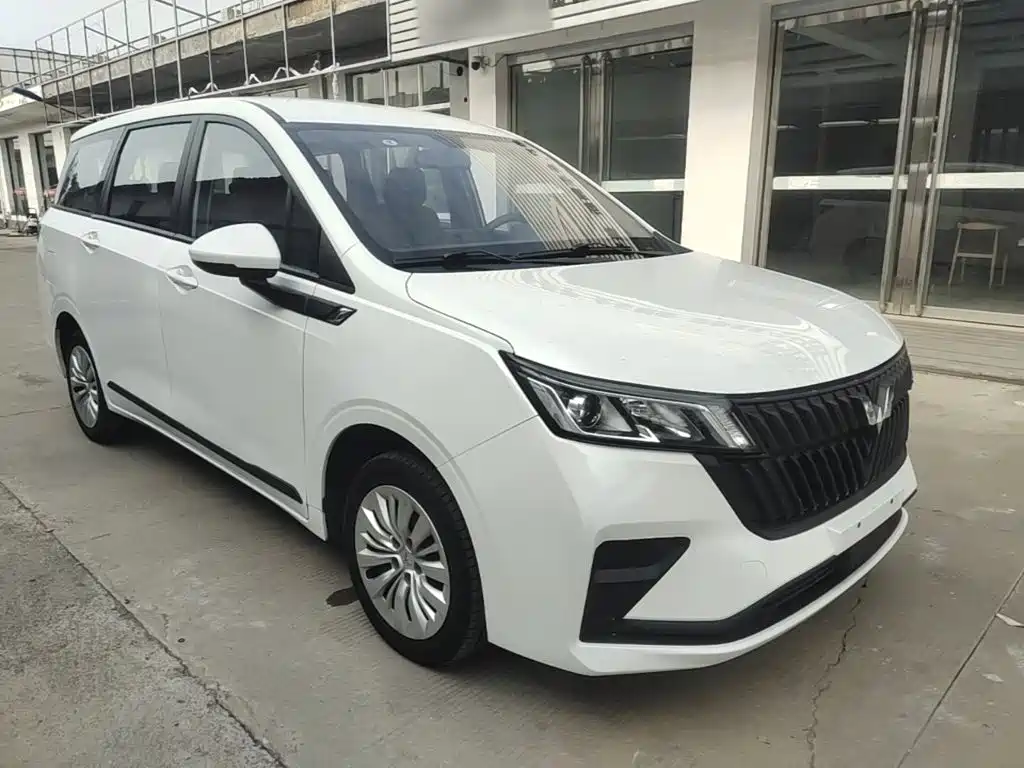 Wuling Jiachen — фото 4