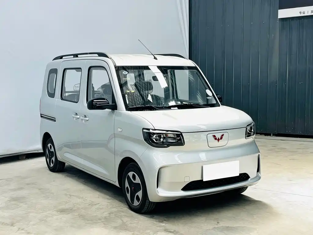 Wuling Zhiguang EV — фото 3