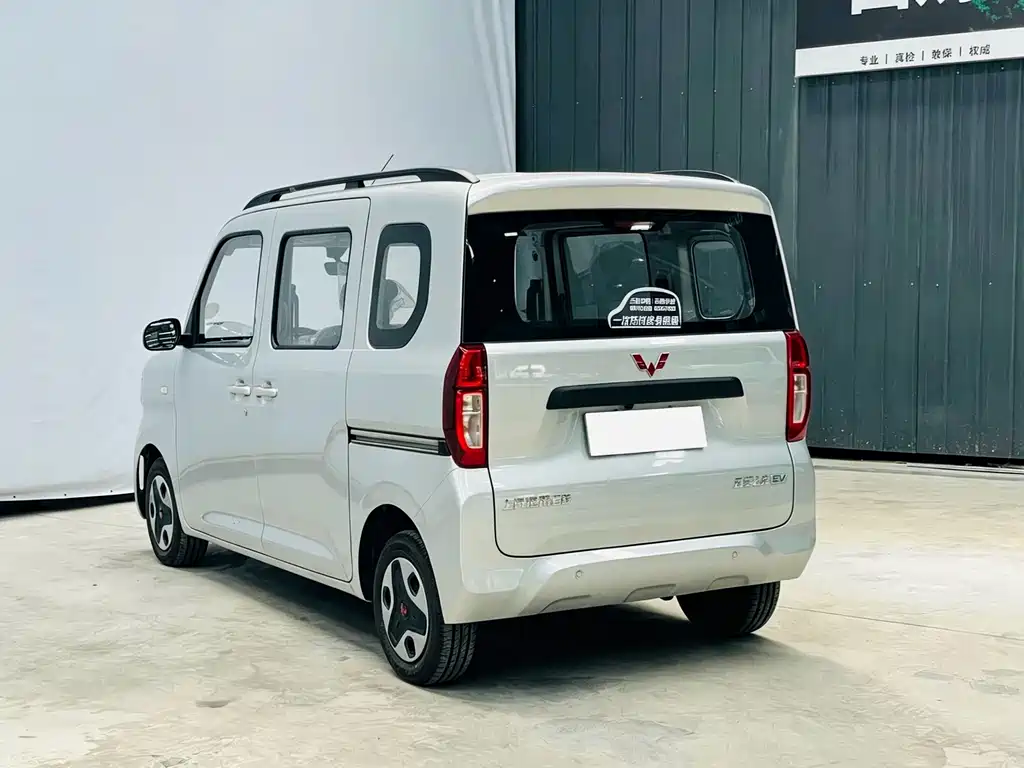 Wuling Zhiguang EV — фото 4