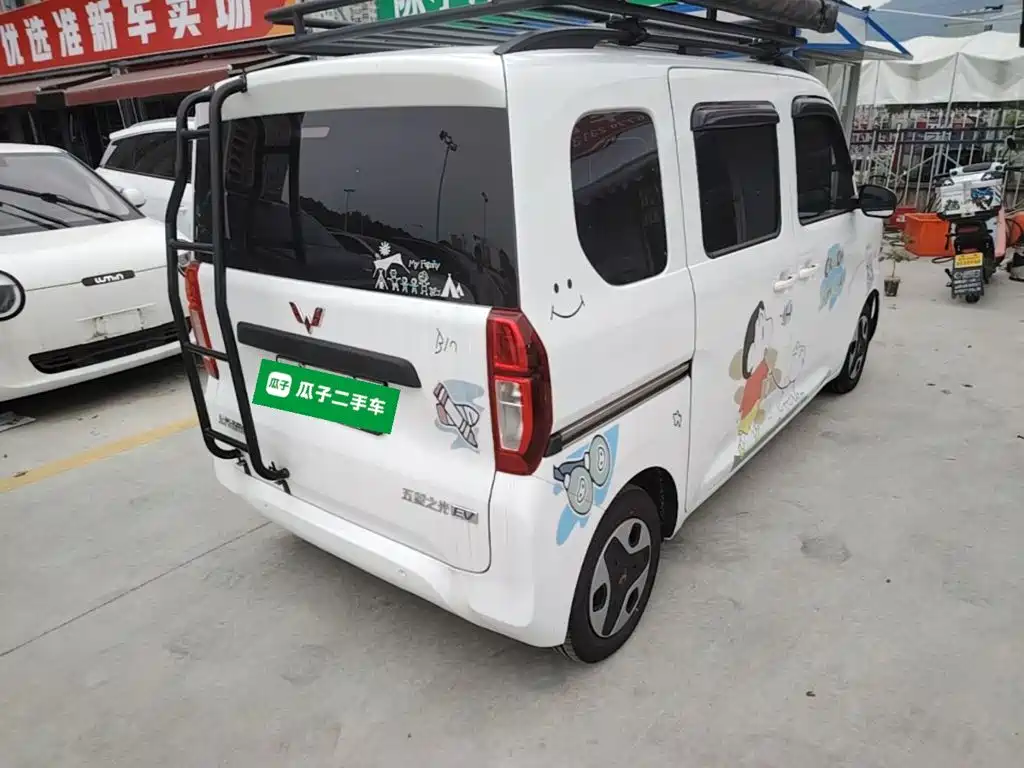 Wuling Zhiguang EV — фото 7