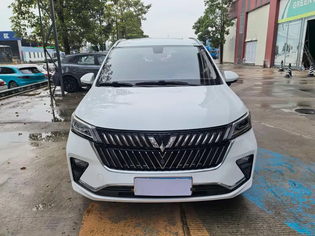 Wuling Jiachen — фото 2