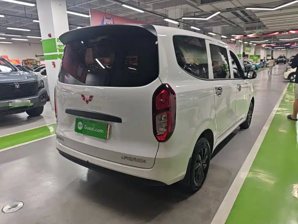 Wuling Hongguang EV — фото 7