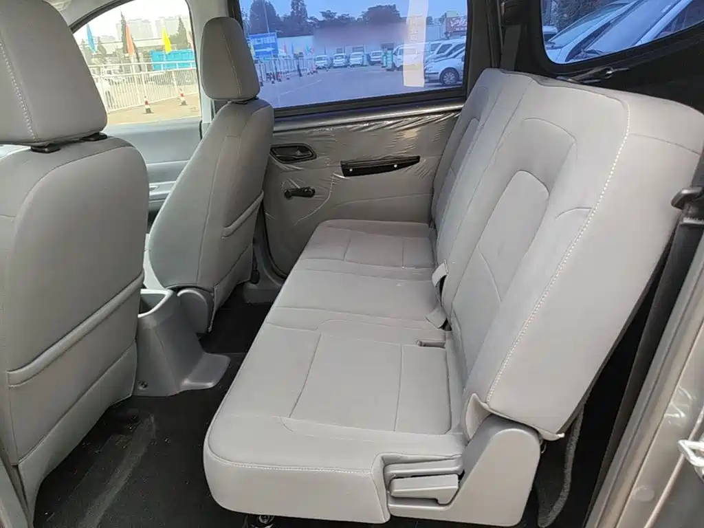Wuling Hongguang EV — фото 17