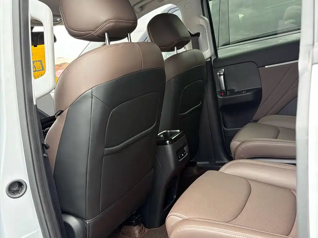 Wuling Xingguang 730 New Energy — фото 15