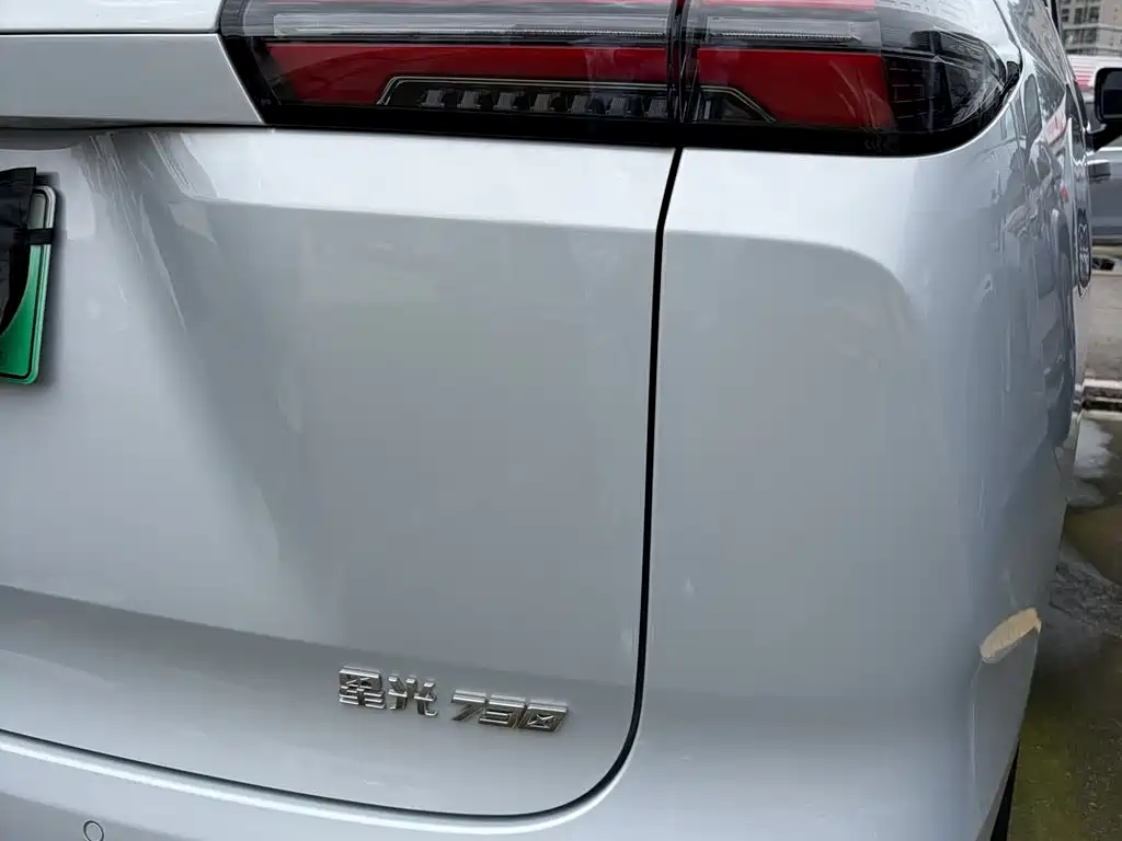 Wuling Xingguang 730 New Energy — фото 17