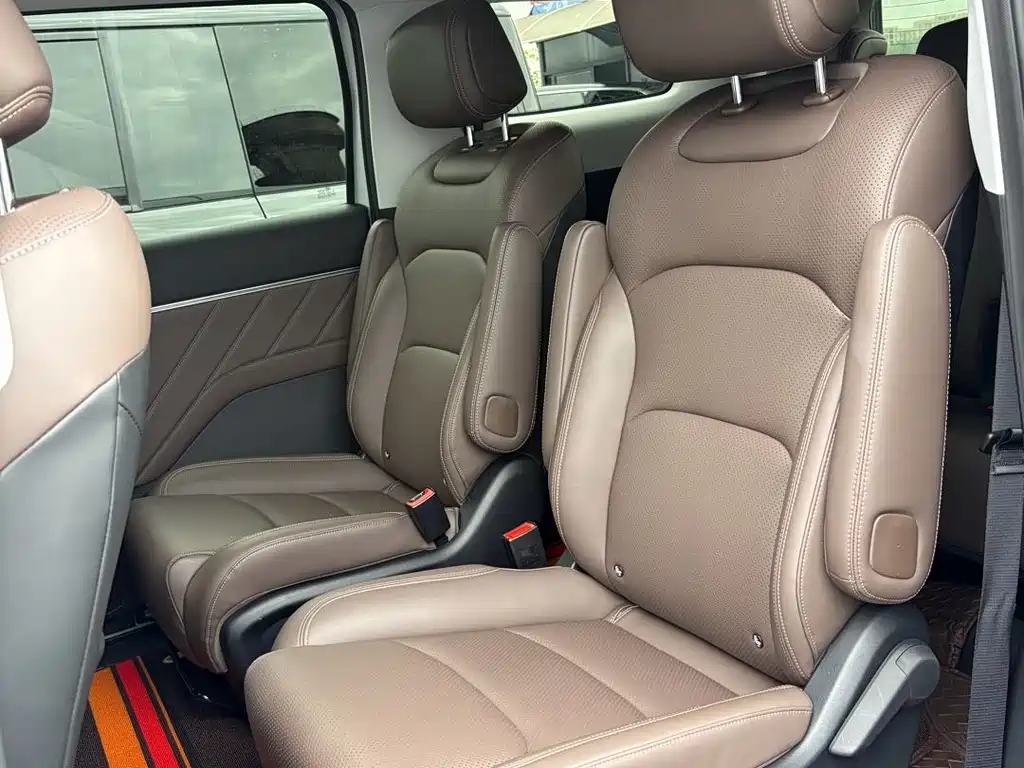 Wuling Xingguang 730 New Energy — фото 22