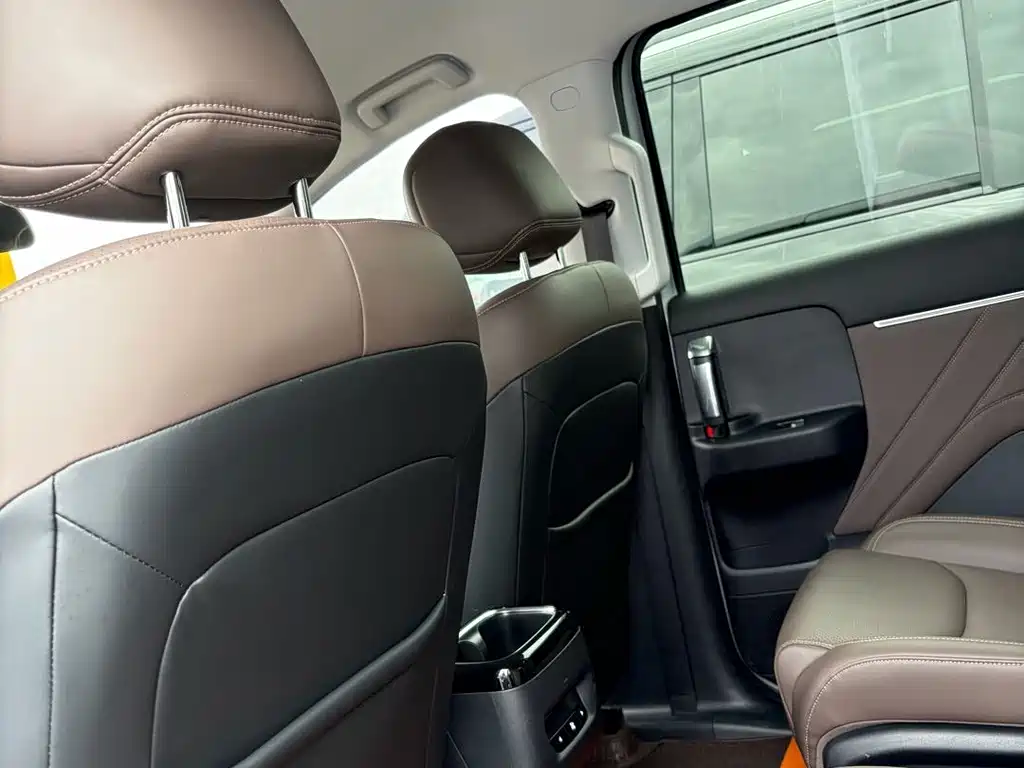 Wuling Xingguang 730 New Energy — фото 23