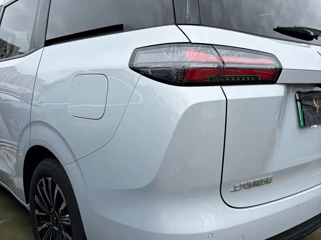 Wuling Xingguang 730 New Energy — фото 24