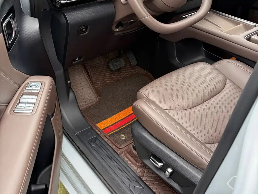 Wuling Xingguang 730 New Energy — фото 9